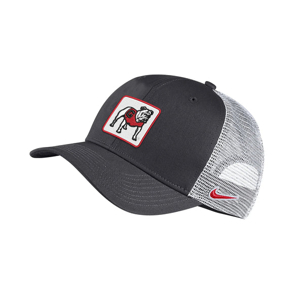 Nike Trucker Anthracite Standing Dog